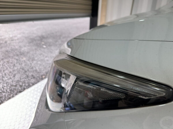 ヘッドライトリペアで黄ばみ除去とスチーマー施工！ 2014年式スカイライン｜神奈川県横浜市A様より