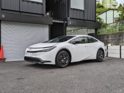 新型車 トヨタ プリウスのガラスコーティング施工車事例／神奈川県横浜市O様｜神奈川県横浜市の車のコーティング専門店Mr.Polish