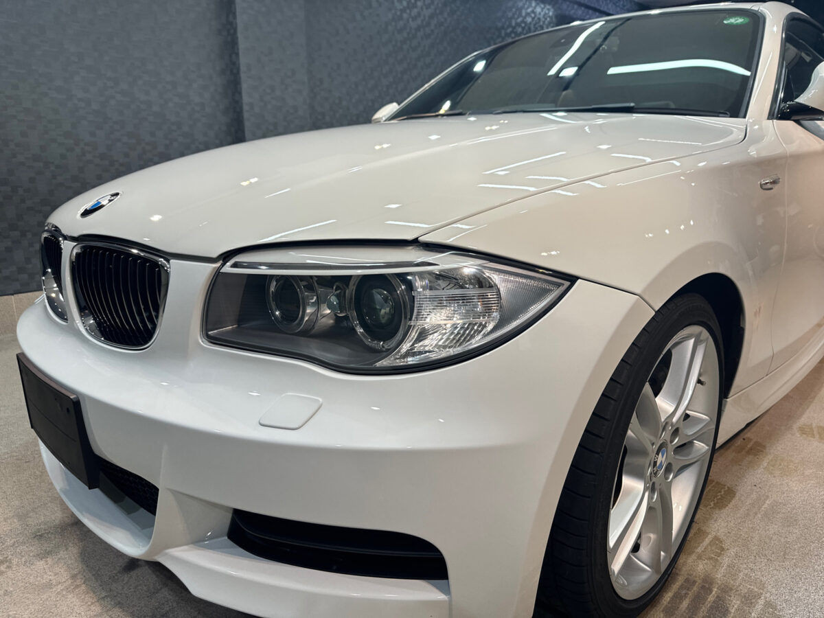 BMW 1シリーズのガラスコーティングとヘッドライトリペア 完成