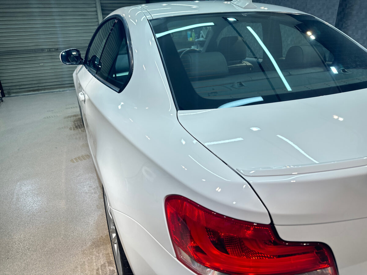 BMW 1シリーズのガラスコーティングとヘッドライトリペア 完成