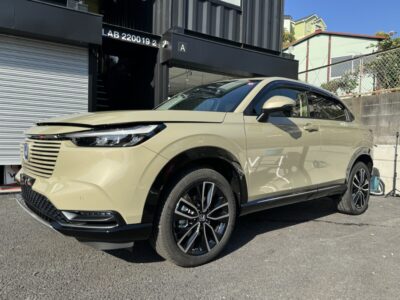 耐イオンデポジット性が高いガラスコーティング！ 新型車ヴェゼルHVのコーティング施工車事例／神奈川県横浜市A様より