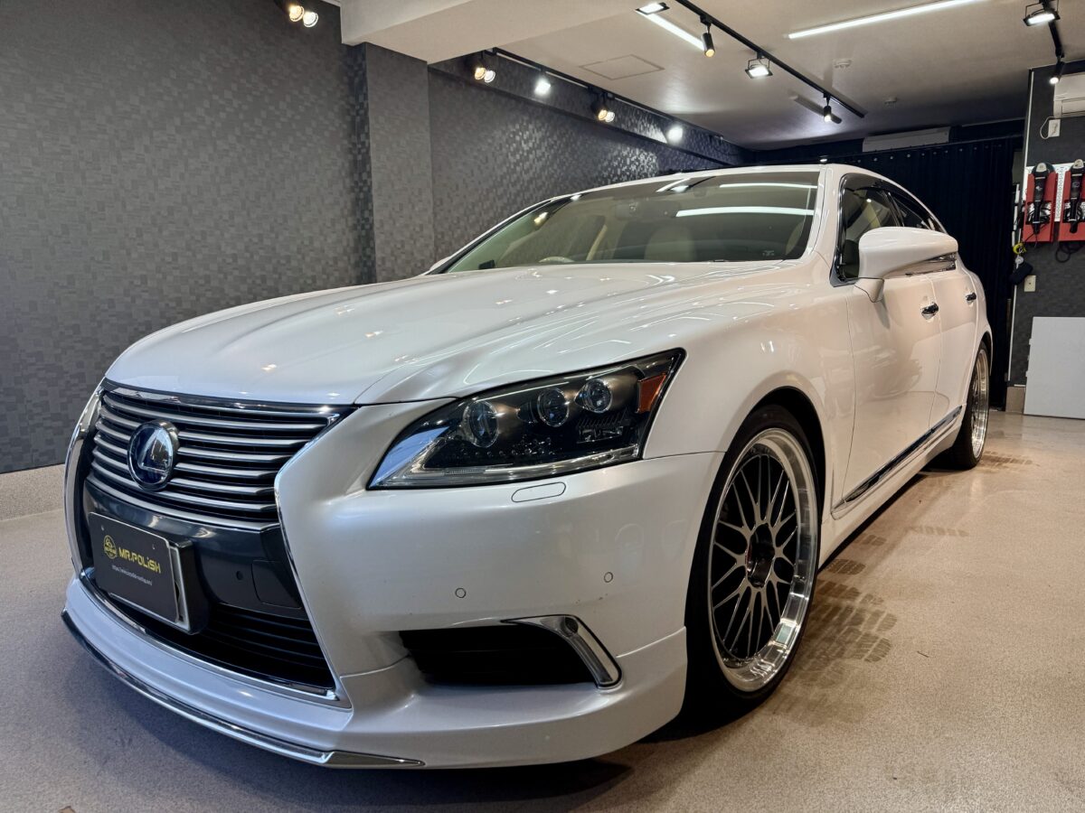 レクサス LS460のガラスコーティングの施工が完了
