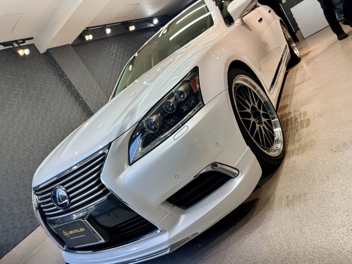 レクサス LS460のガラスコーティングの施工が完了