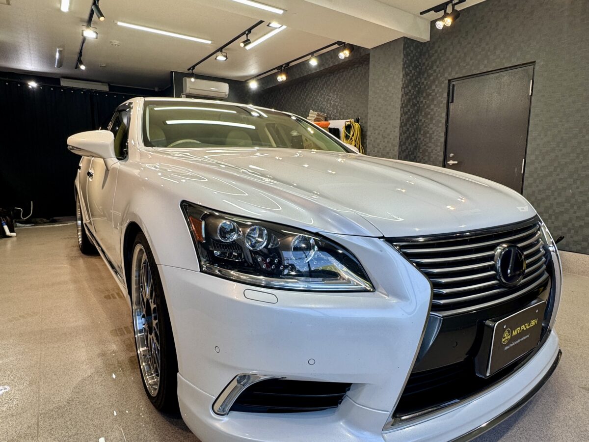 レクサス LS460のガラスコーティングの施工が完了
