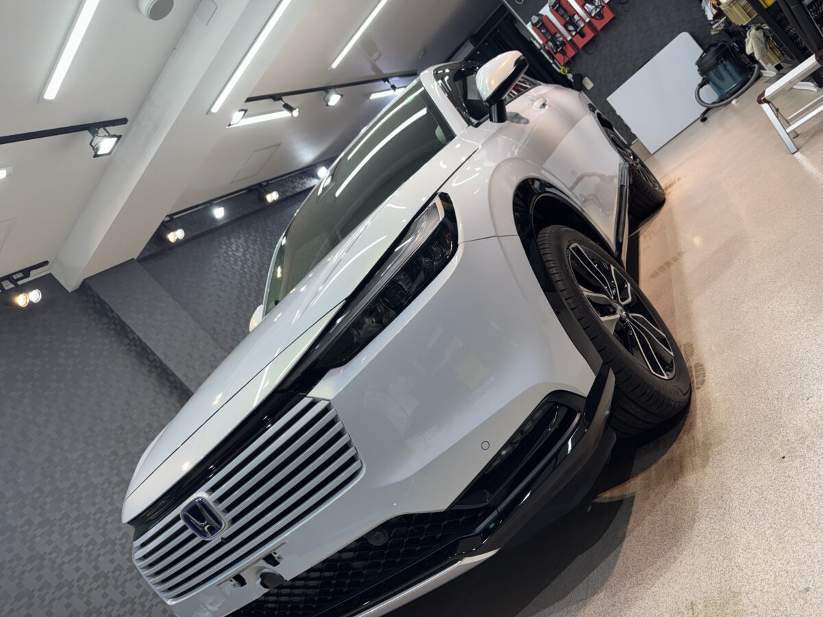 新型車ホンダ ヴェゼルへのセラミックコーティングの施工が完了