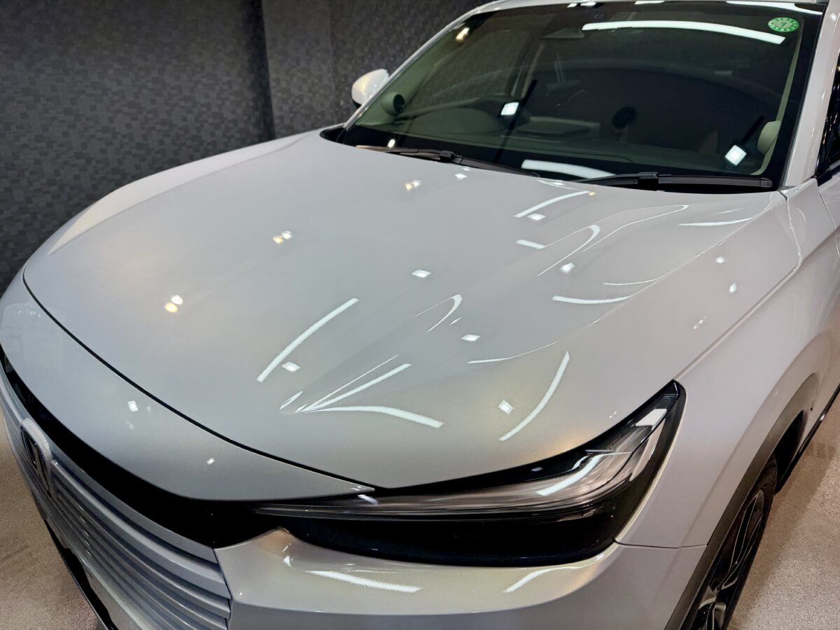 新型車ホンダ ヴェゼルへのセラミックコーティングの施工が完了