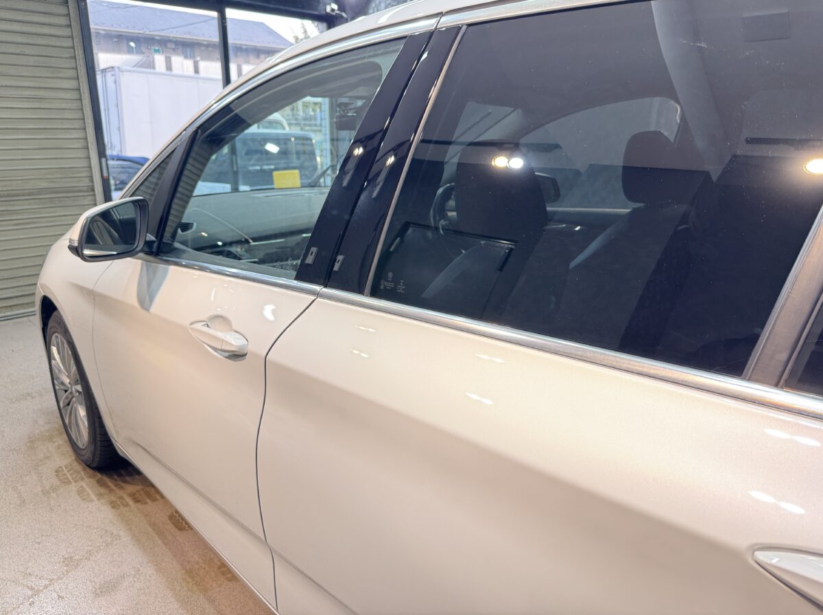 ■ BMW3シリーズへのガラスコーティング施工が完了
