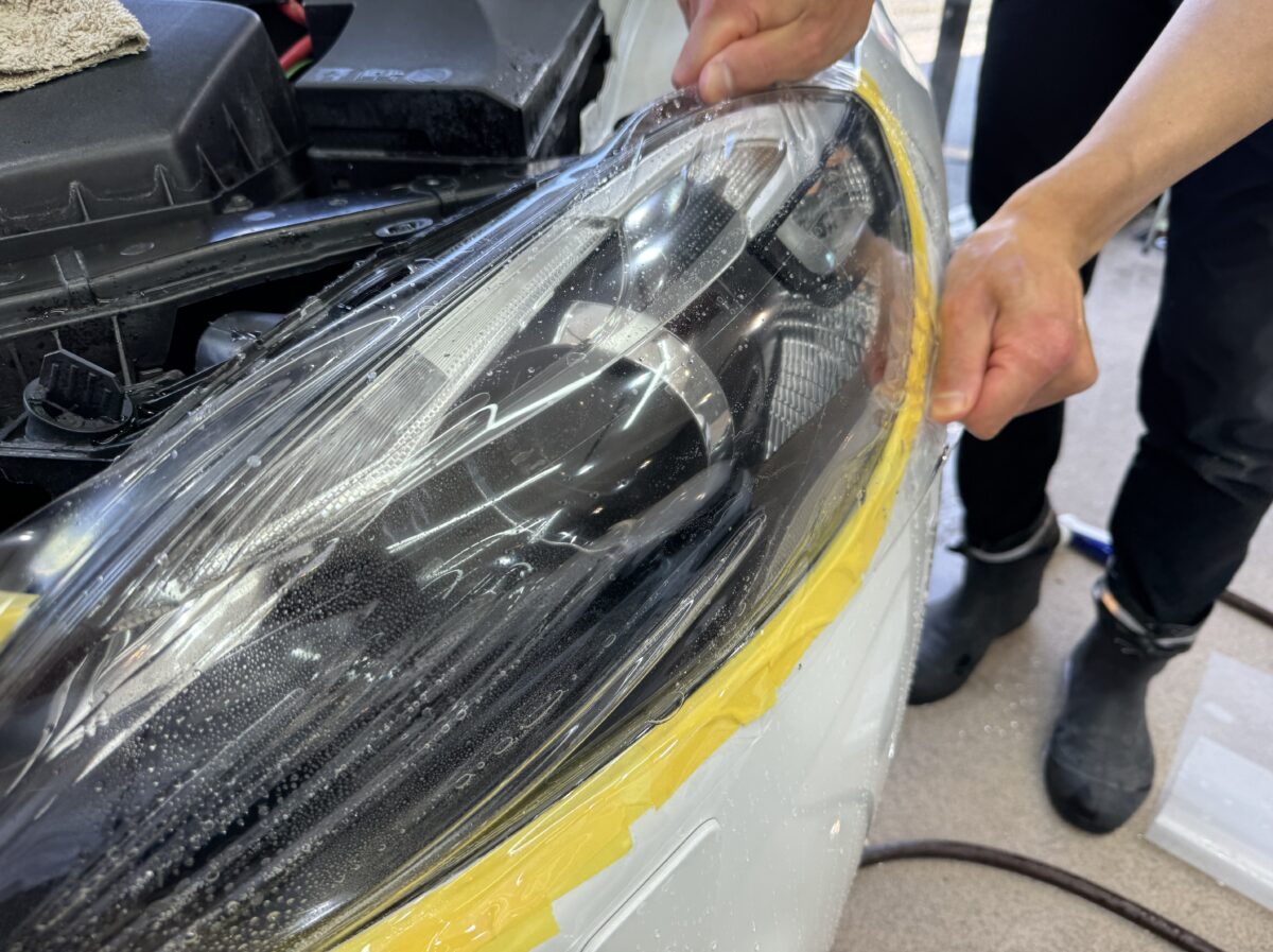 ヘッドライト専用プロテクションフィルム