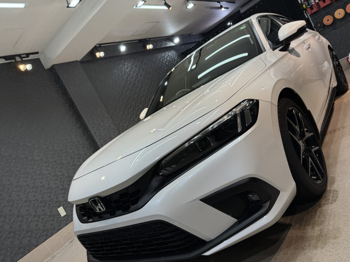 ホンダ シビックのガラスコーティング施工が完了