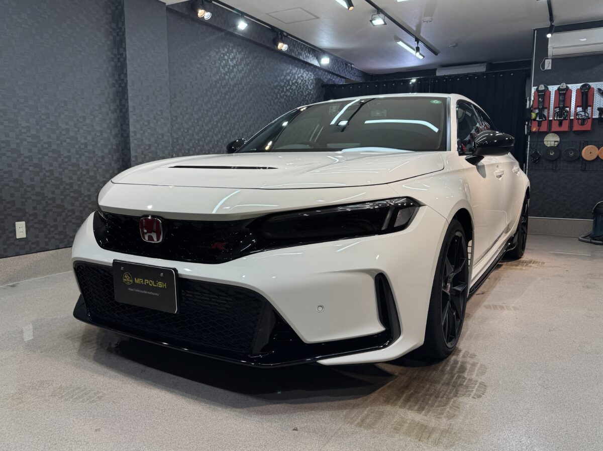 ホンダ シビックTypeRへのセラミックコーティング施工が完了