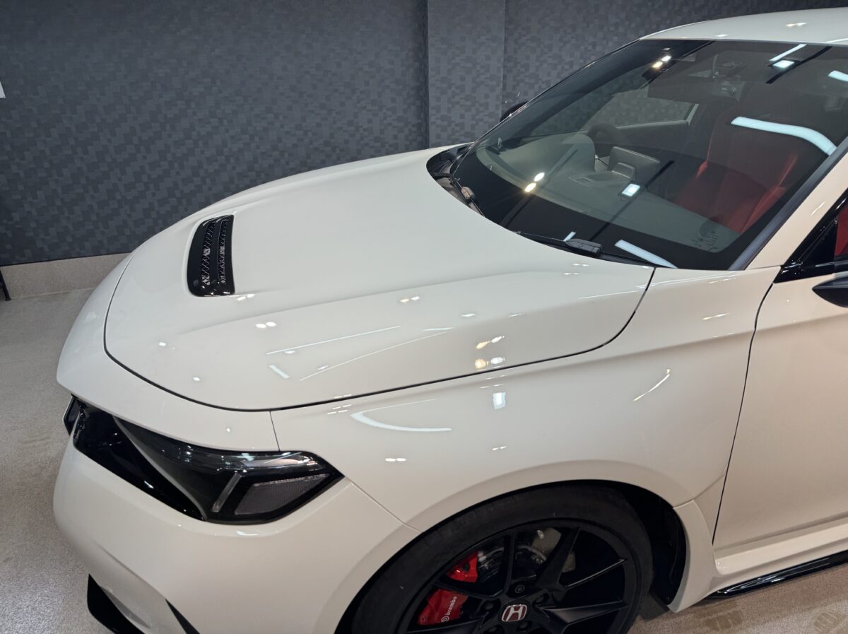 ホンダ シビックTypeRへのセラミックコーティング施工が完了