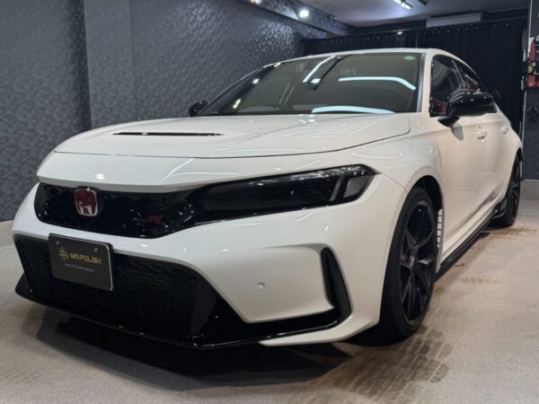 セラミックコーティング二層 ｘ ホンダ シビックTypeR ｜ 新型車の施工事例 ／ 神奈川県横浜市栄区U様より
