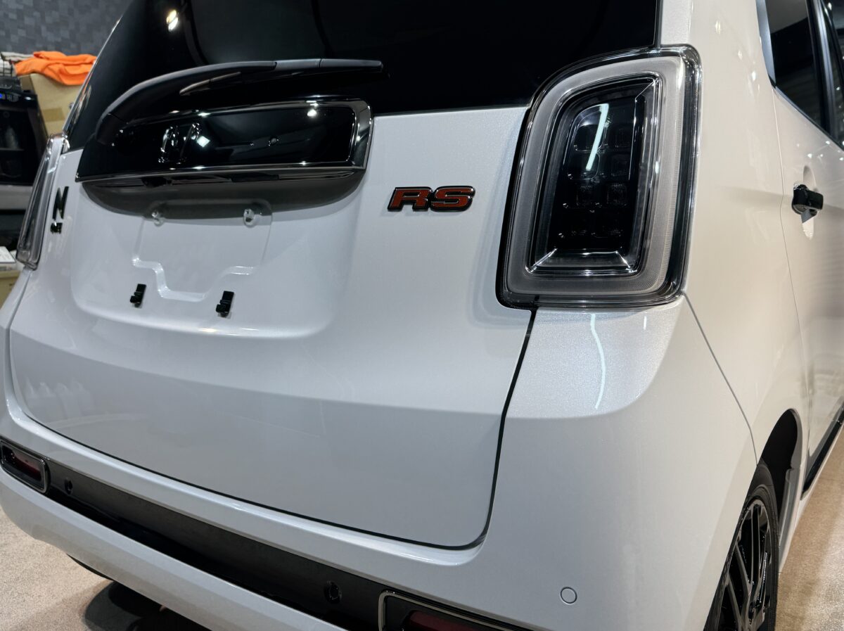 ホンダ N-ONEのガラスコーティング施工が完了