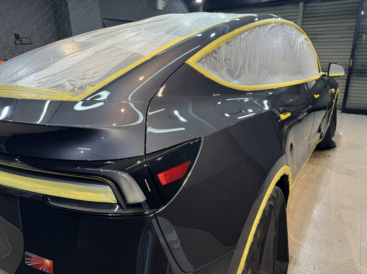 入庫時のテスラ モデルYの様子