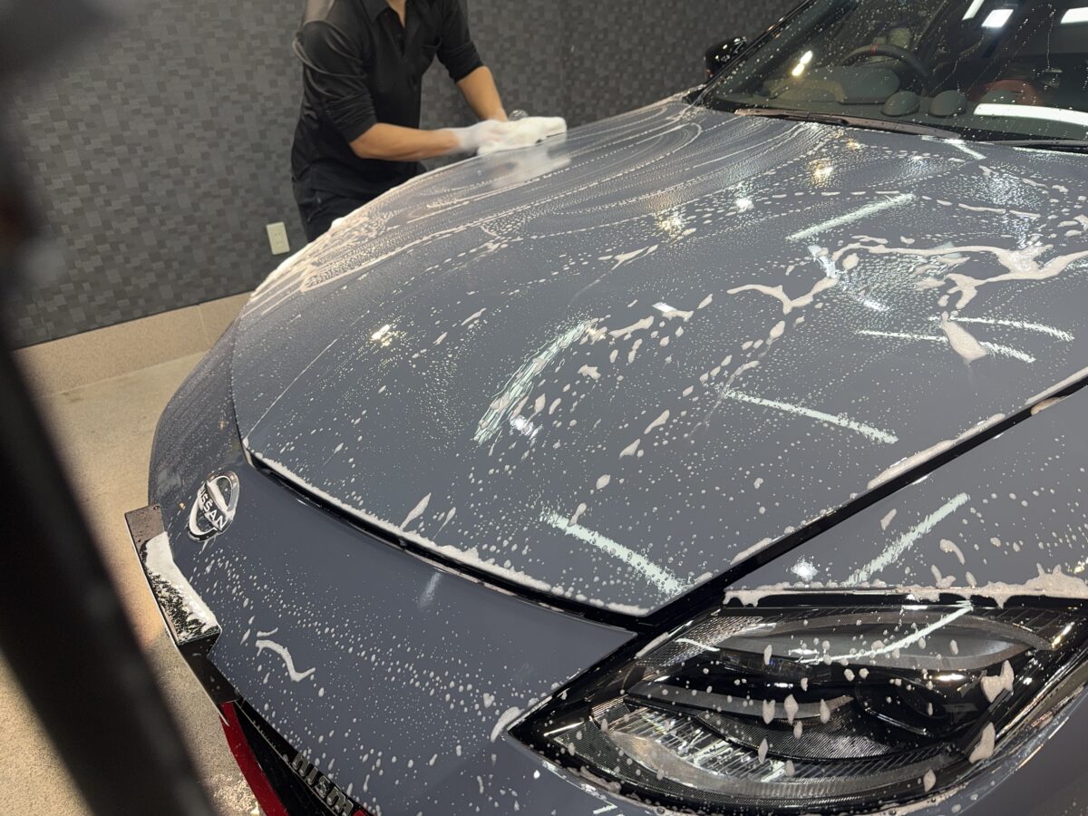 脱脂作業と純水洗車