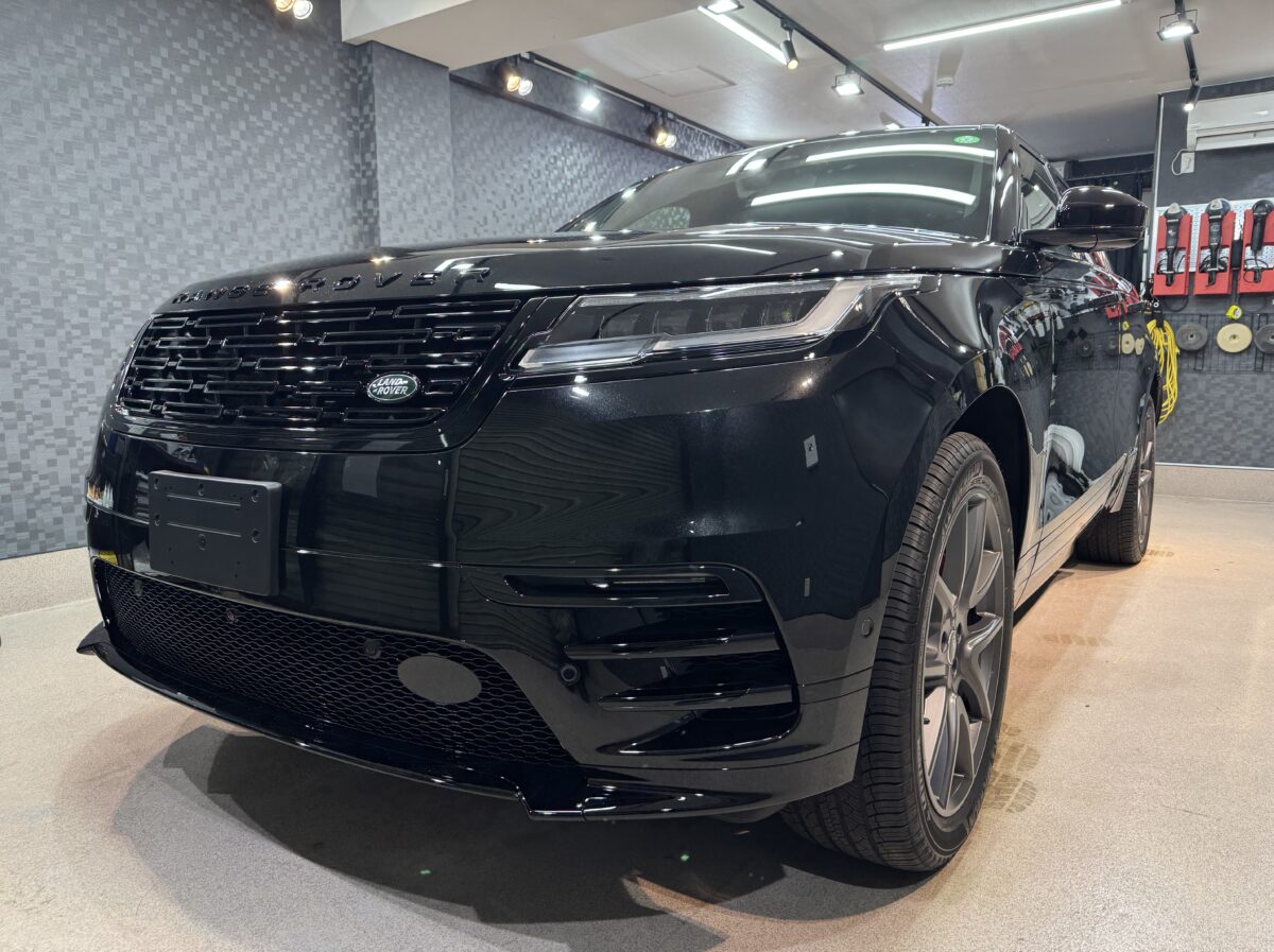 新型車レンジローバ ヴェラールのガラスコーティング施工完了