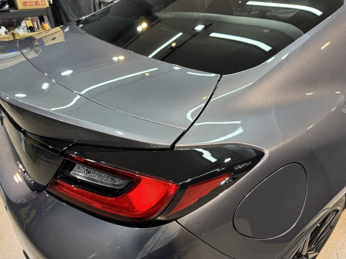 新型車トヨタ GR86へのセラミックコーティング施工が完了