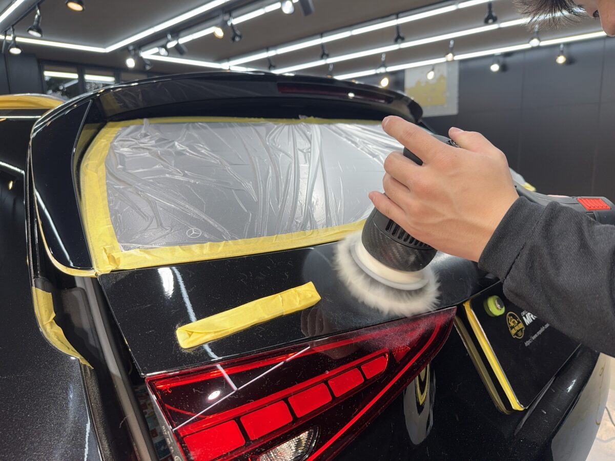 ポリッシング(研磨)作業