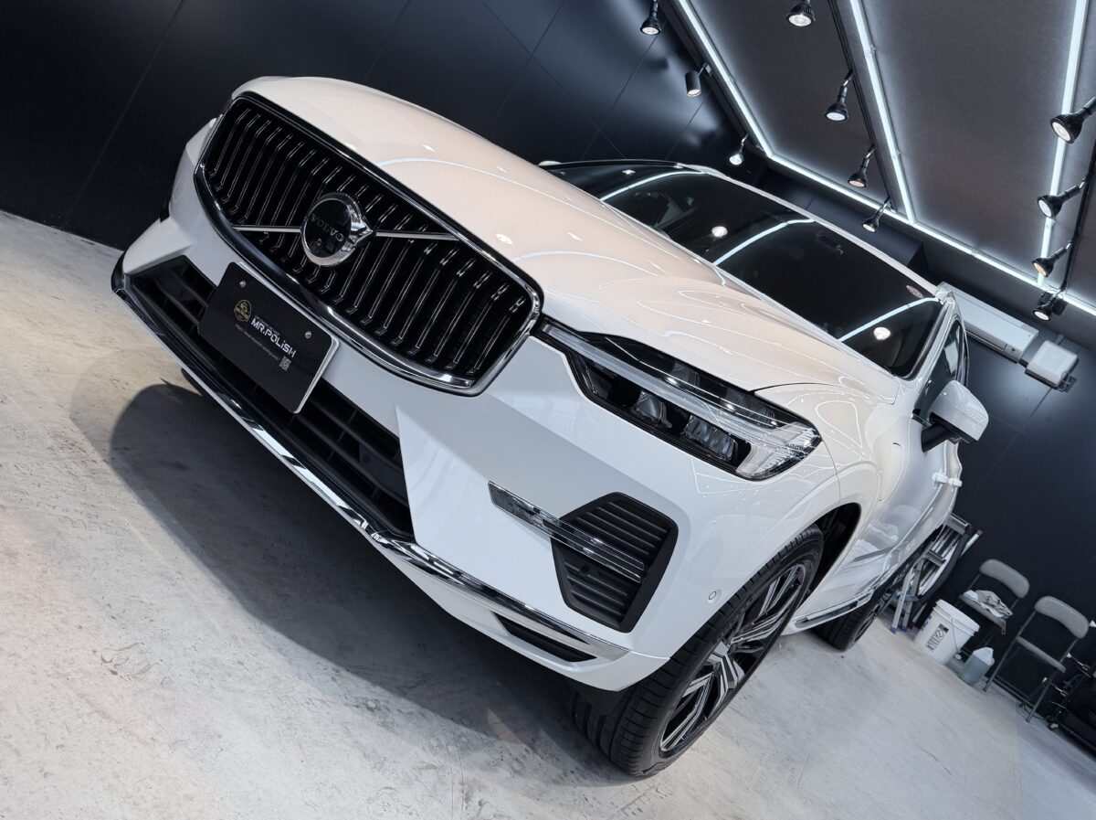 経年車VOLVO XC40 プラグインハイブリッド 親水系ガラスコーティング施工車事例 ／ 神奈川県横浜市港南区H様より