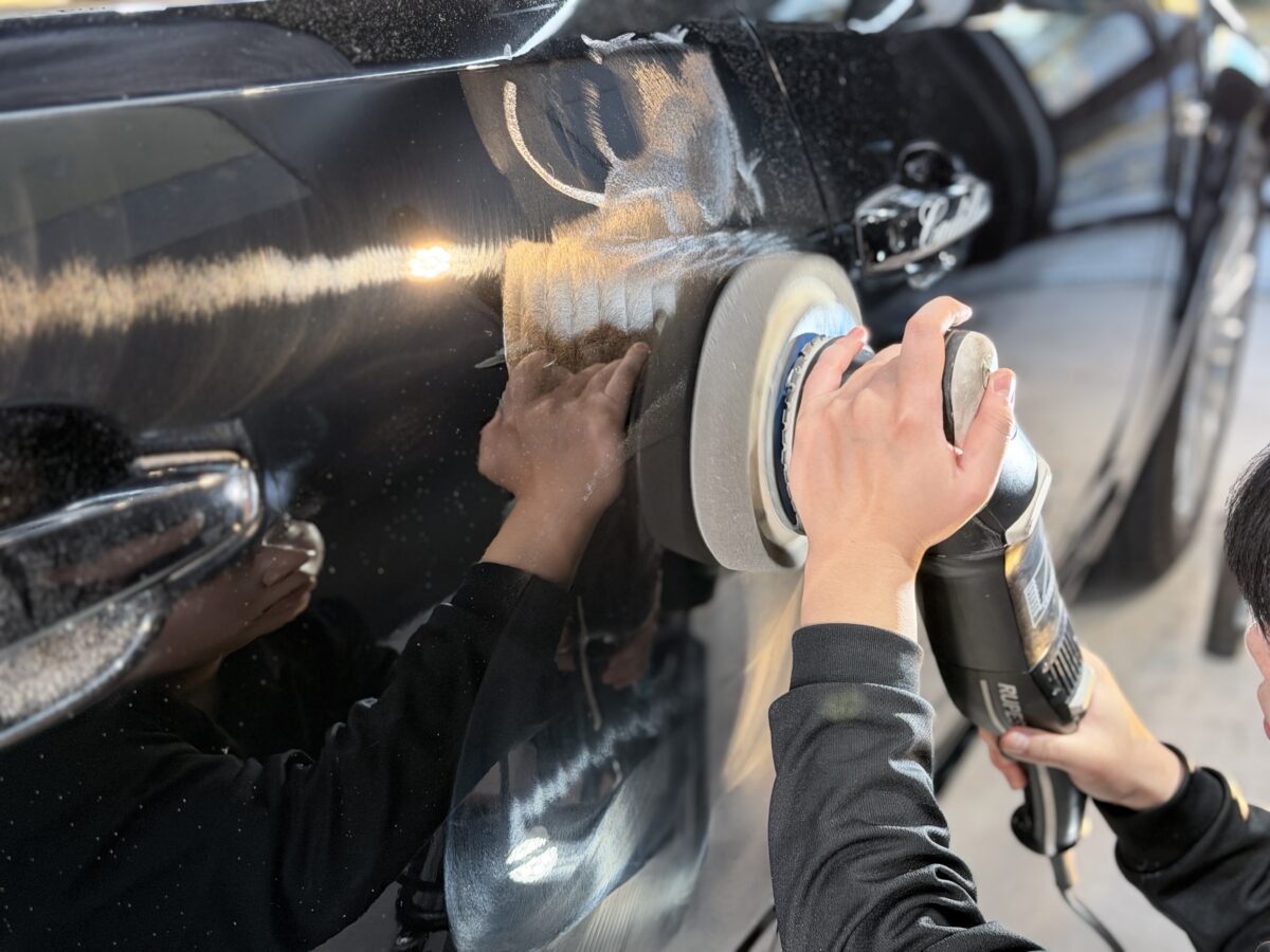 ソリッドブラック専用 塗装研磨(ポリッシング)工程