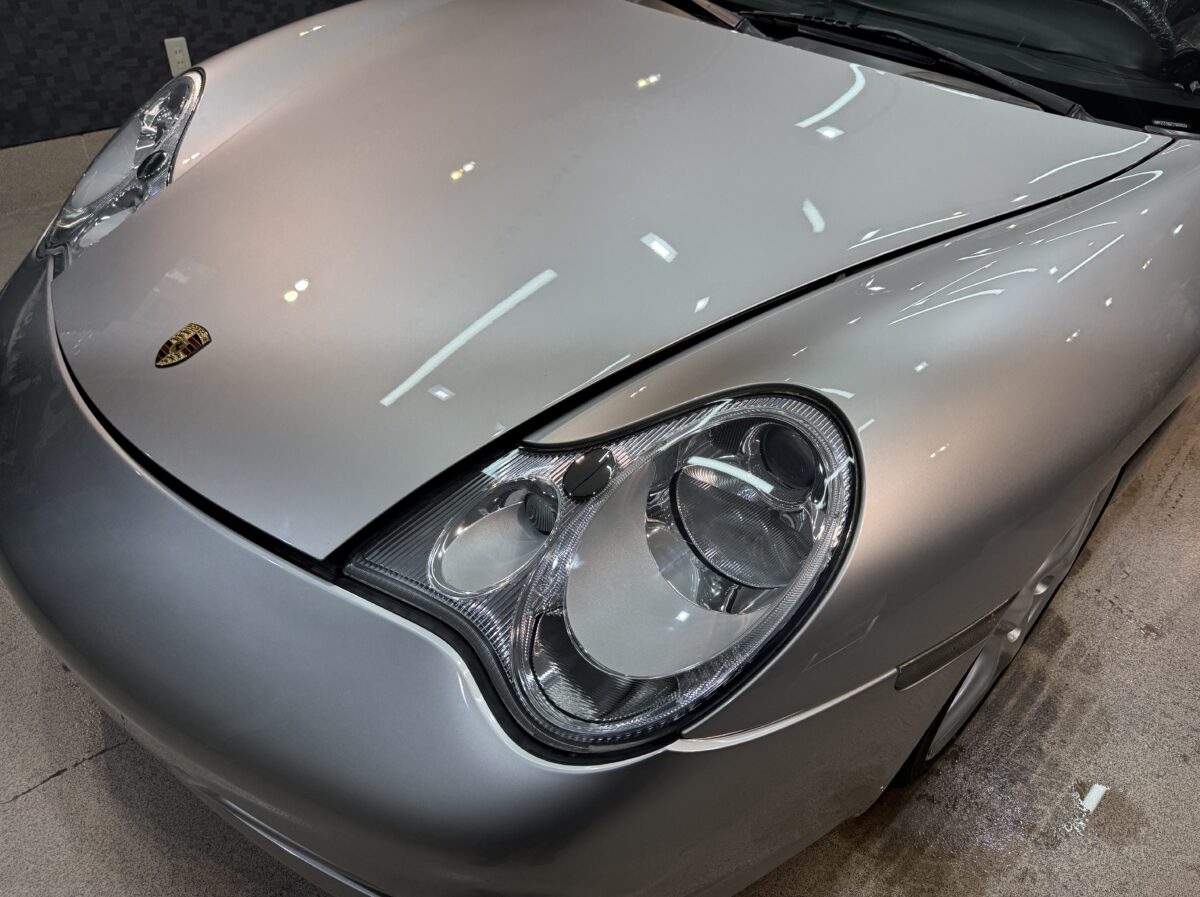 ポルシェ 911 ヘッドライト & ボディ施工完了