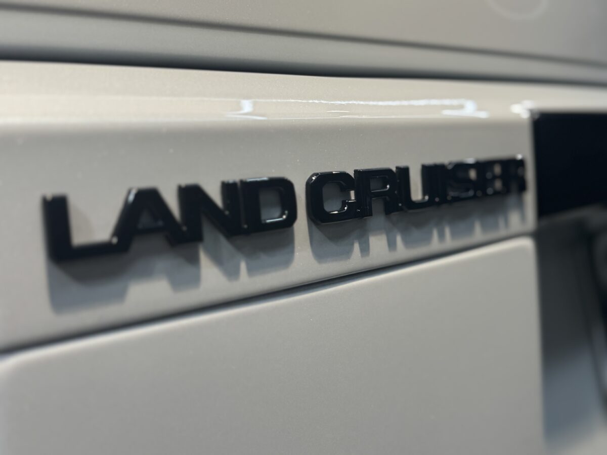 横浜でランクルのコーティングを検討中の方へ