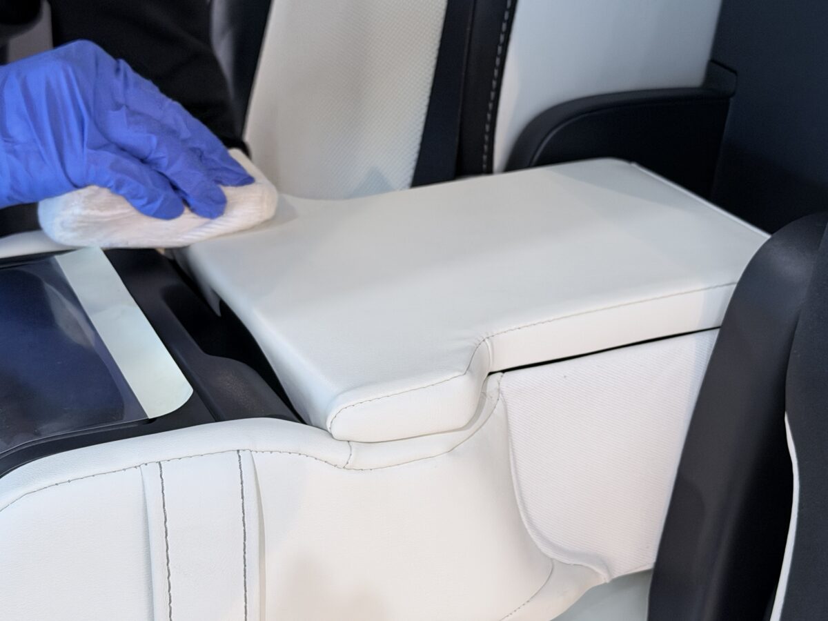 レザーシート専用コーティング