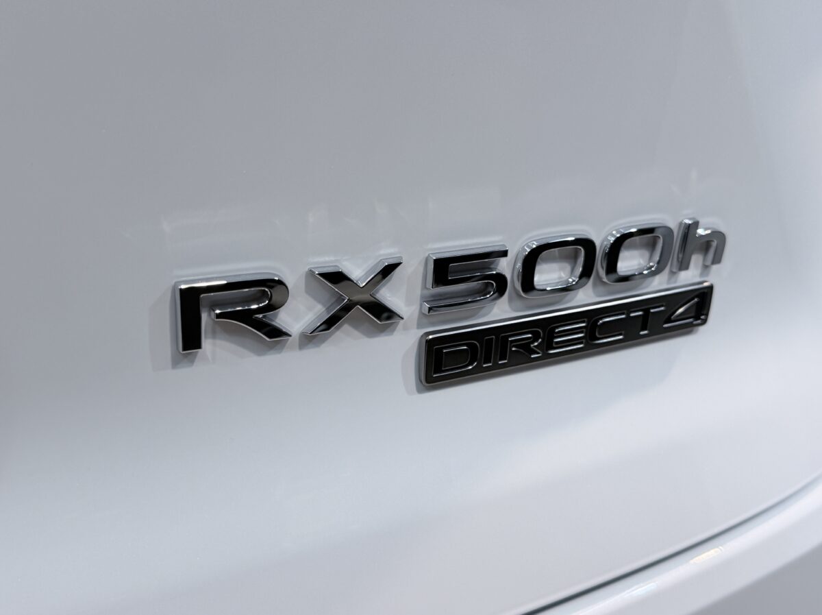 新車RX500h F SPORTの魅力