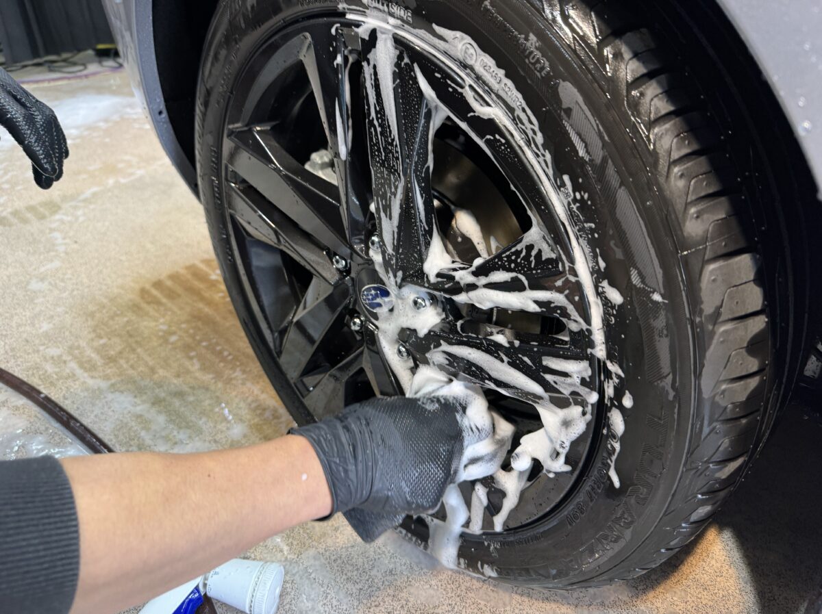 新型インプレッサの下地処理