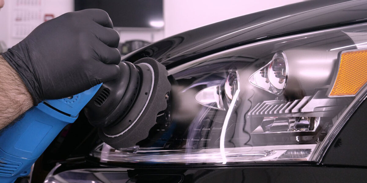 ヘッドライト研磨とコーティング