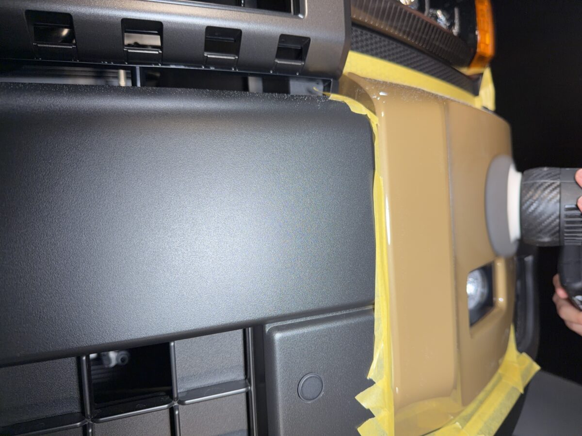 新車でも行う研磨作業