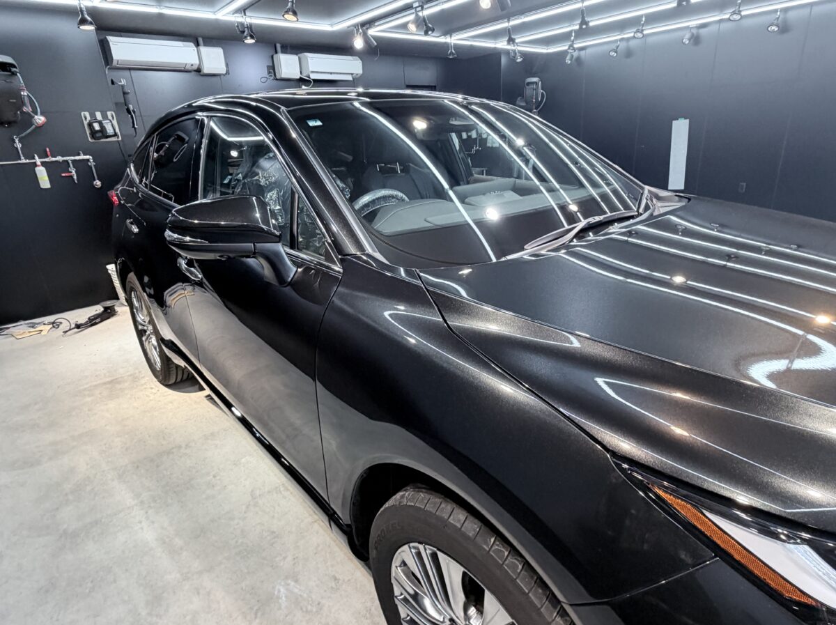 トヨタ ハリアー 二層セラミックコーティング施工完了