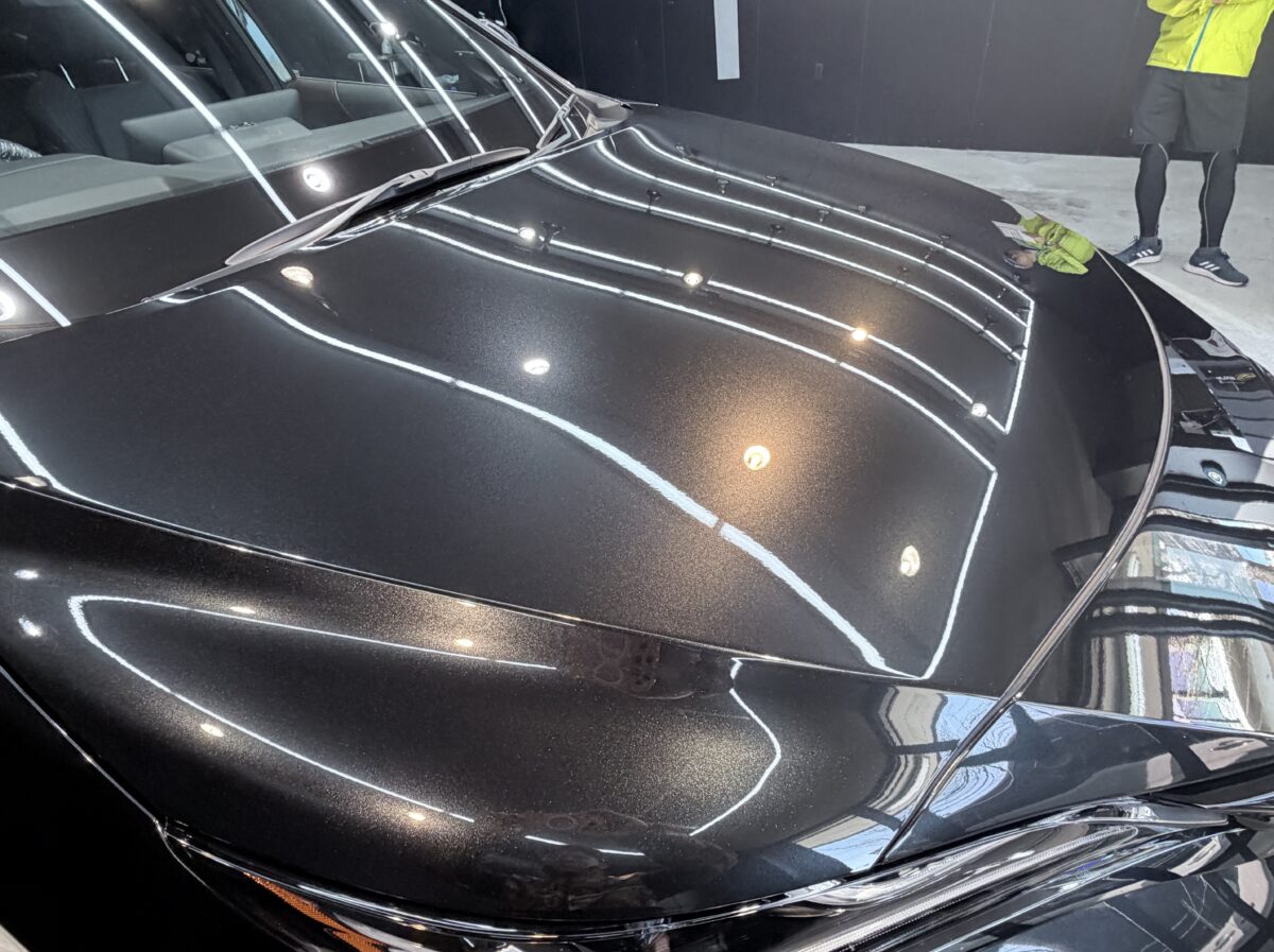 トヨタ ハリアー 二層セラミックコーティング施工完了