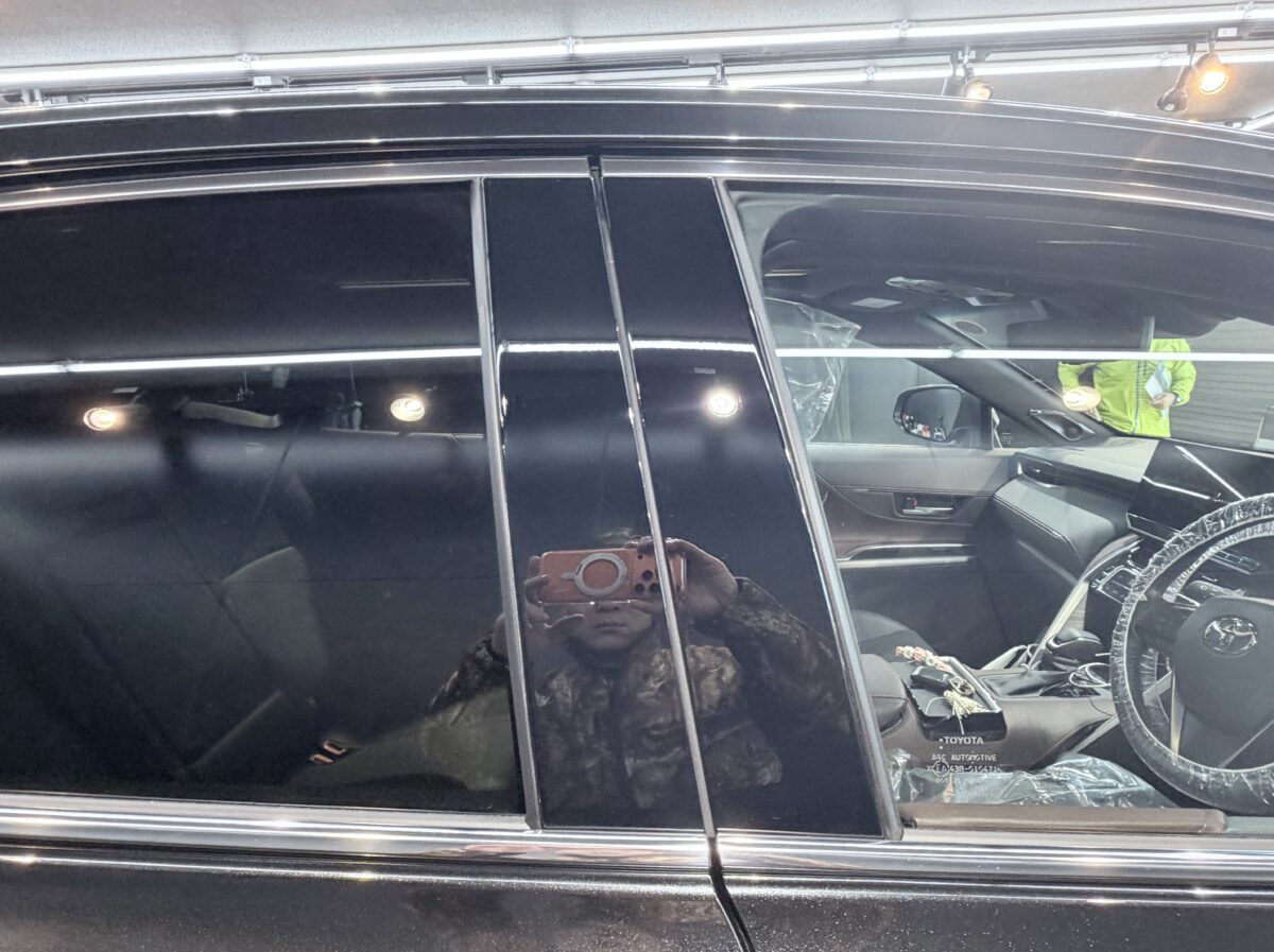 トヨタ ハリアー 二層セラミックコーティング施工完了