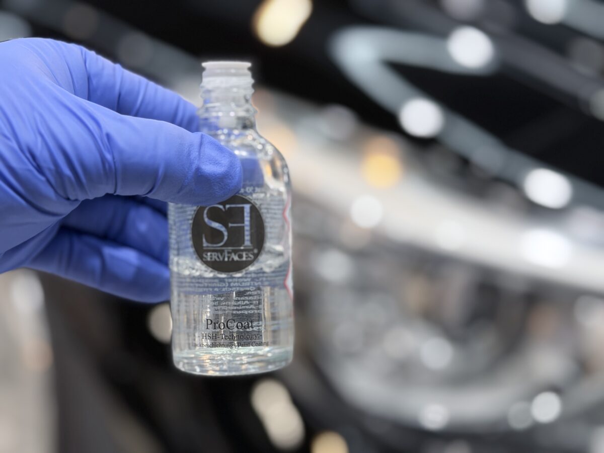 servFacesセラミックコーティング二層施工