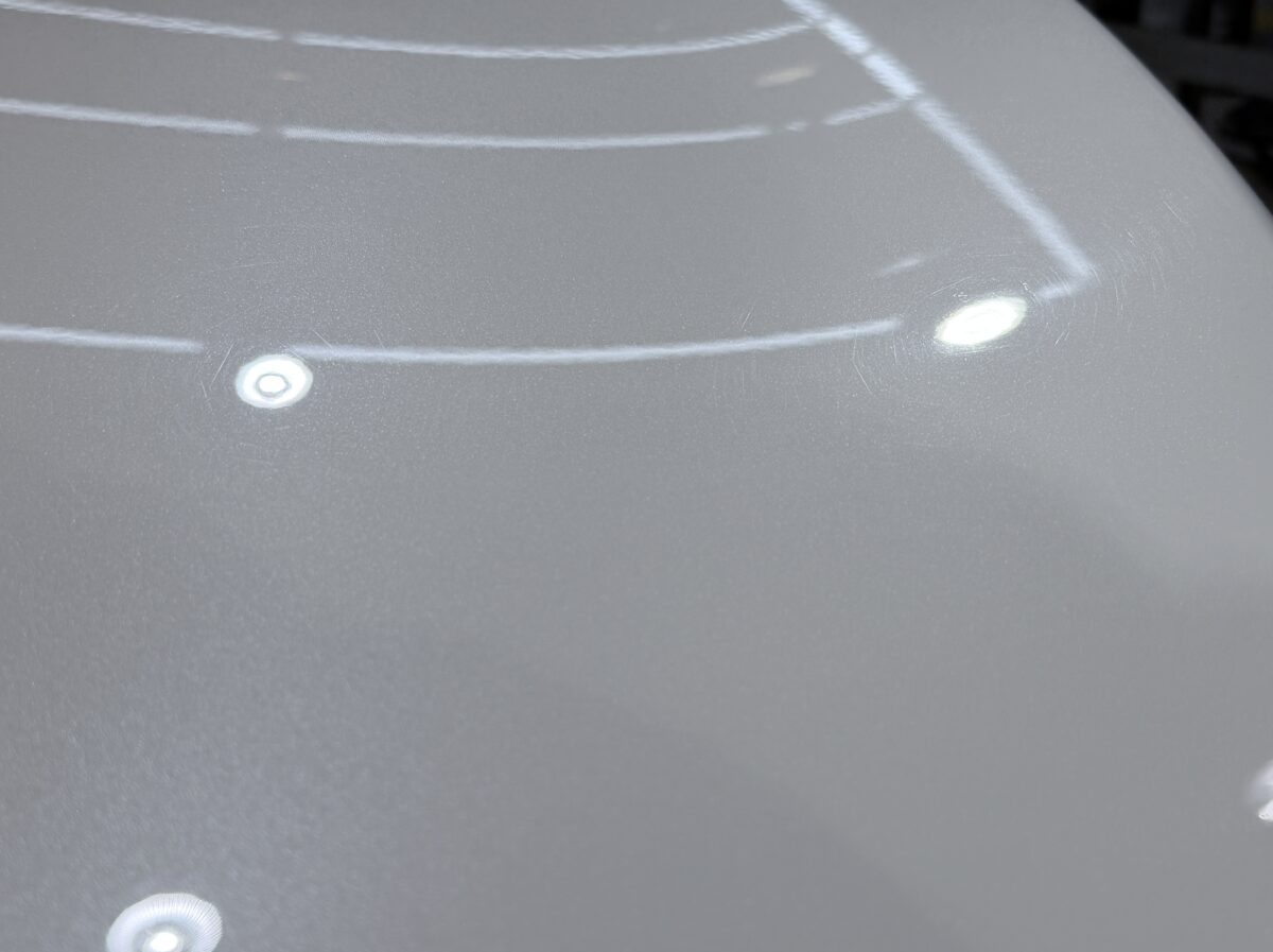 施工前の状態 ｜ 傷・鉄粉が全体に蓄積