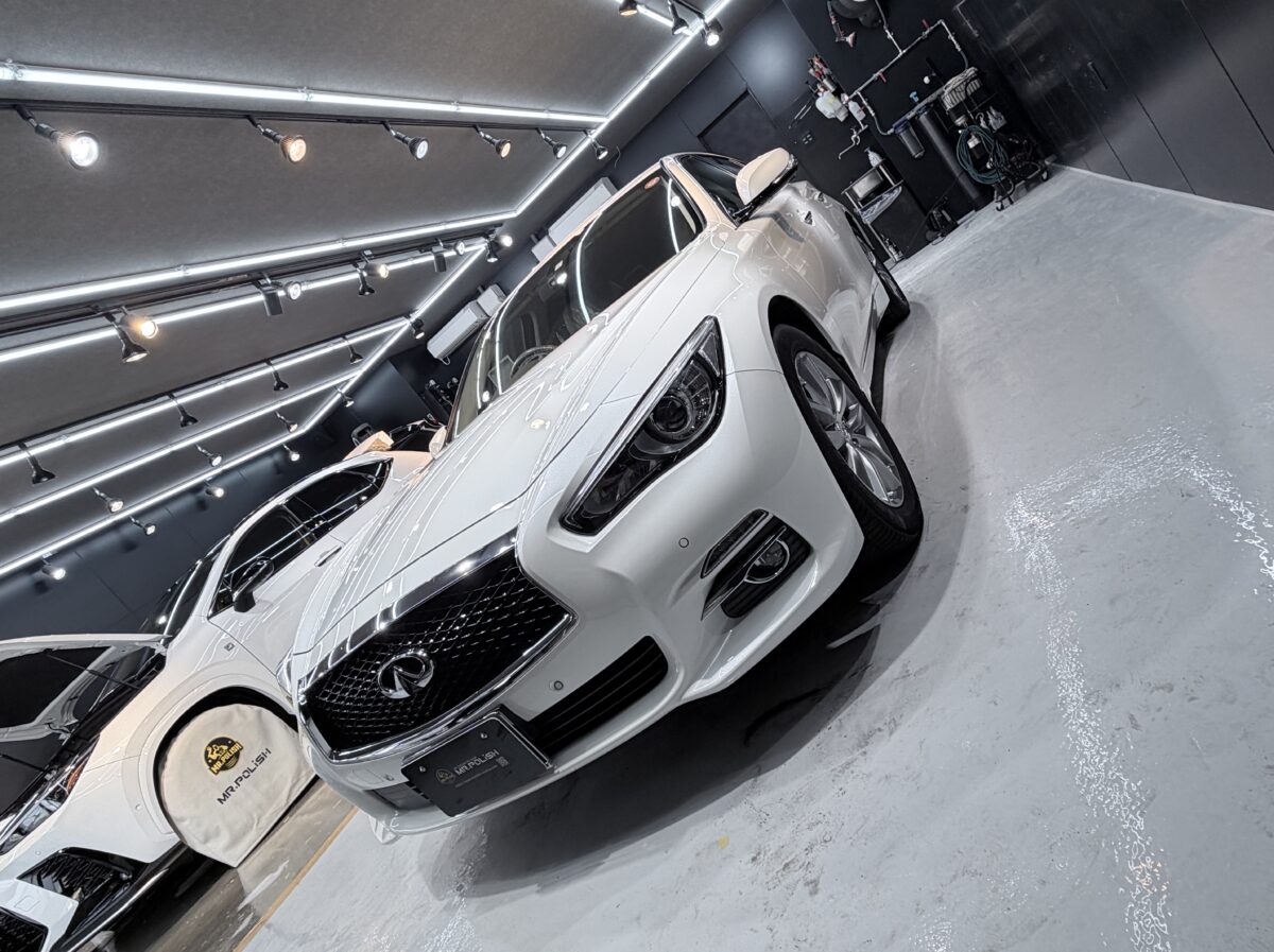 STEP3 ｜ SIXセラミックコーティング二層施工