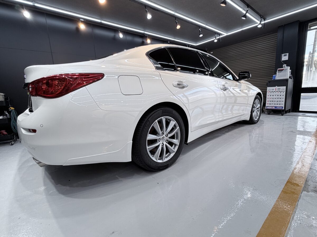 STEP3 ｜ SIXセラミックコーティング二層施工