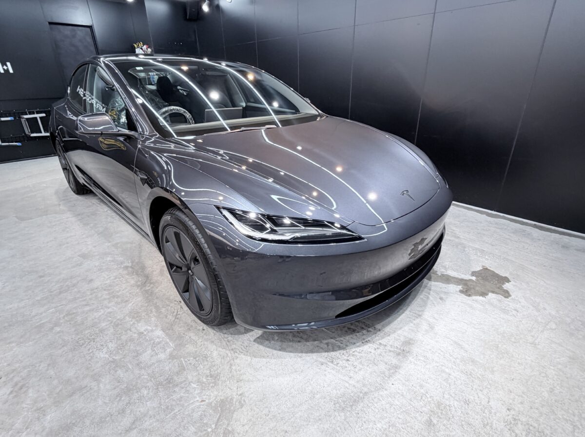 テスラ モデル3 ガラスコーティングの施工が完了！