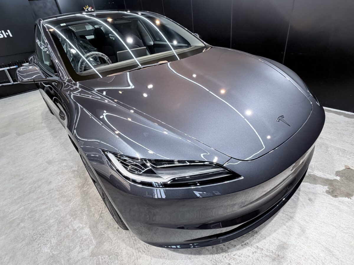 テスラ モデル3 ガラスコーティングの施工が完了！