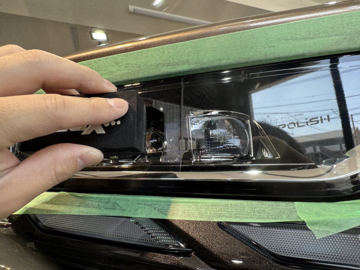 ヘッドライトプロテクションフィルム施工