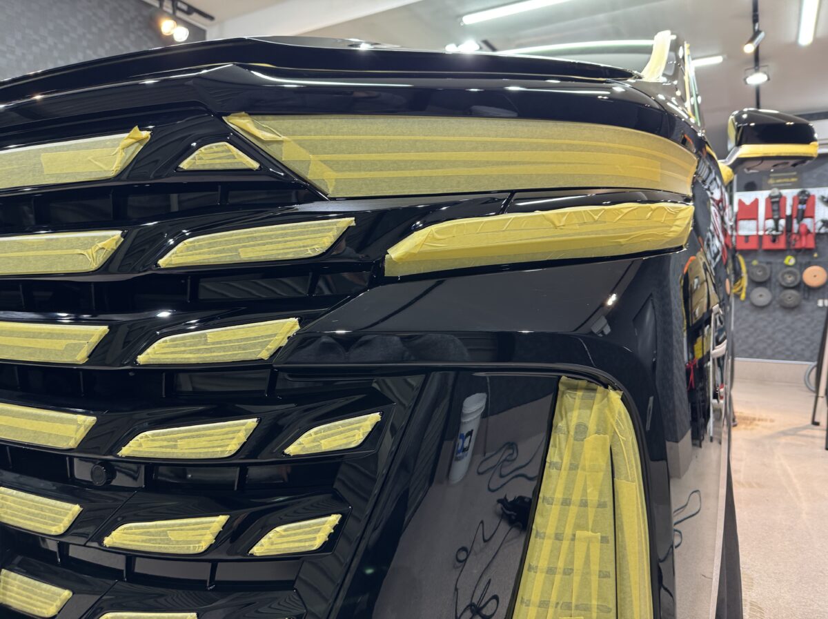 ヴェルファイア 研磨作業（ポリッシング）