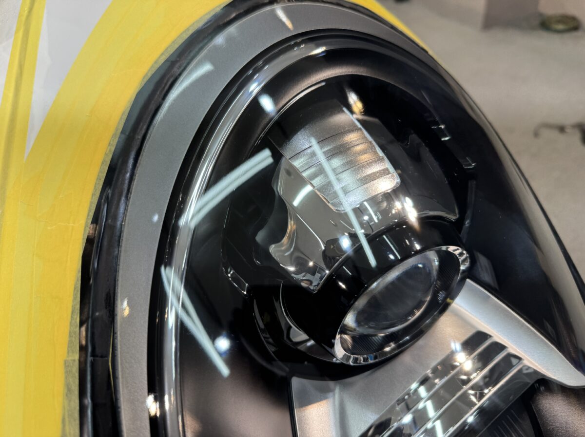 ヘッドライトリペア