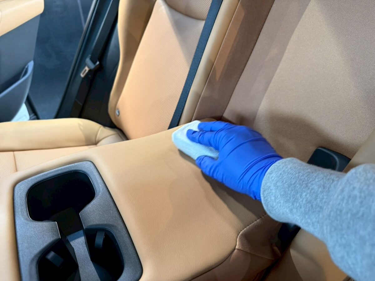 レザーシート専用コーティング（F/R フルセット）