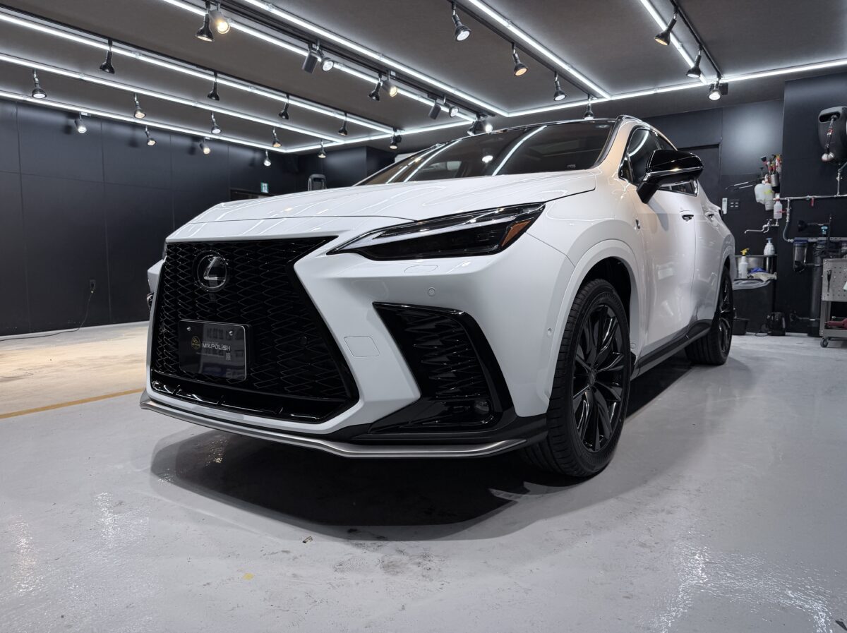 LEXUS NX350h（新車） ｜ servFaces 2層セラミックコーティング＋レザーシート＋窓ガラス撥水＋ホイールコーティング ／ 神奈川県横浜市港北区Y様
