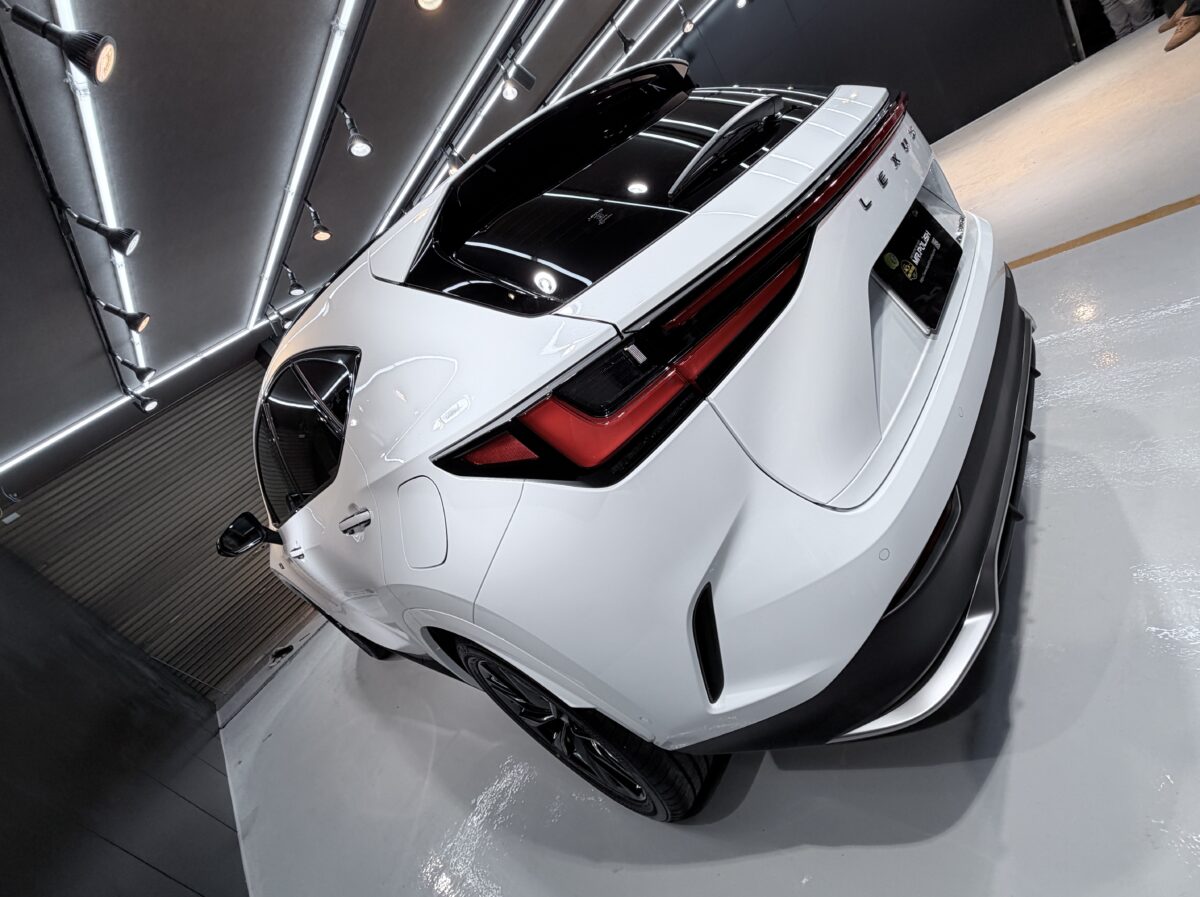 施工完了｜パールホワイトの輝きが際立つ仕上がりに