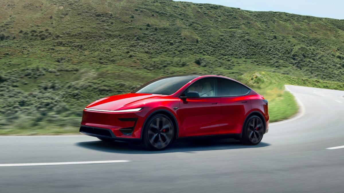 テスラ モデルYの特徴とSUV特有の施工ポイント