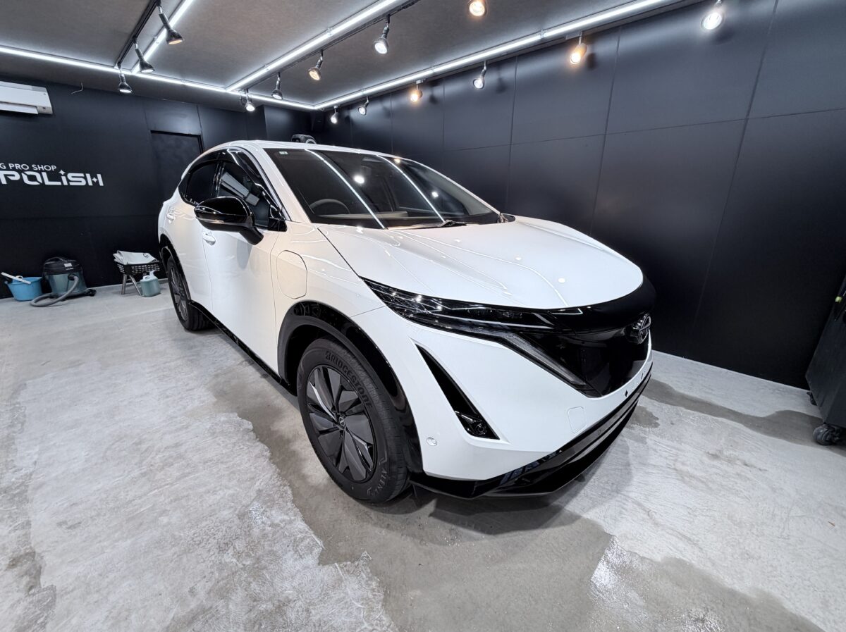 日産アリア SIXセラミックコーティング施工完了