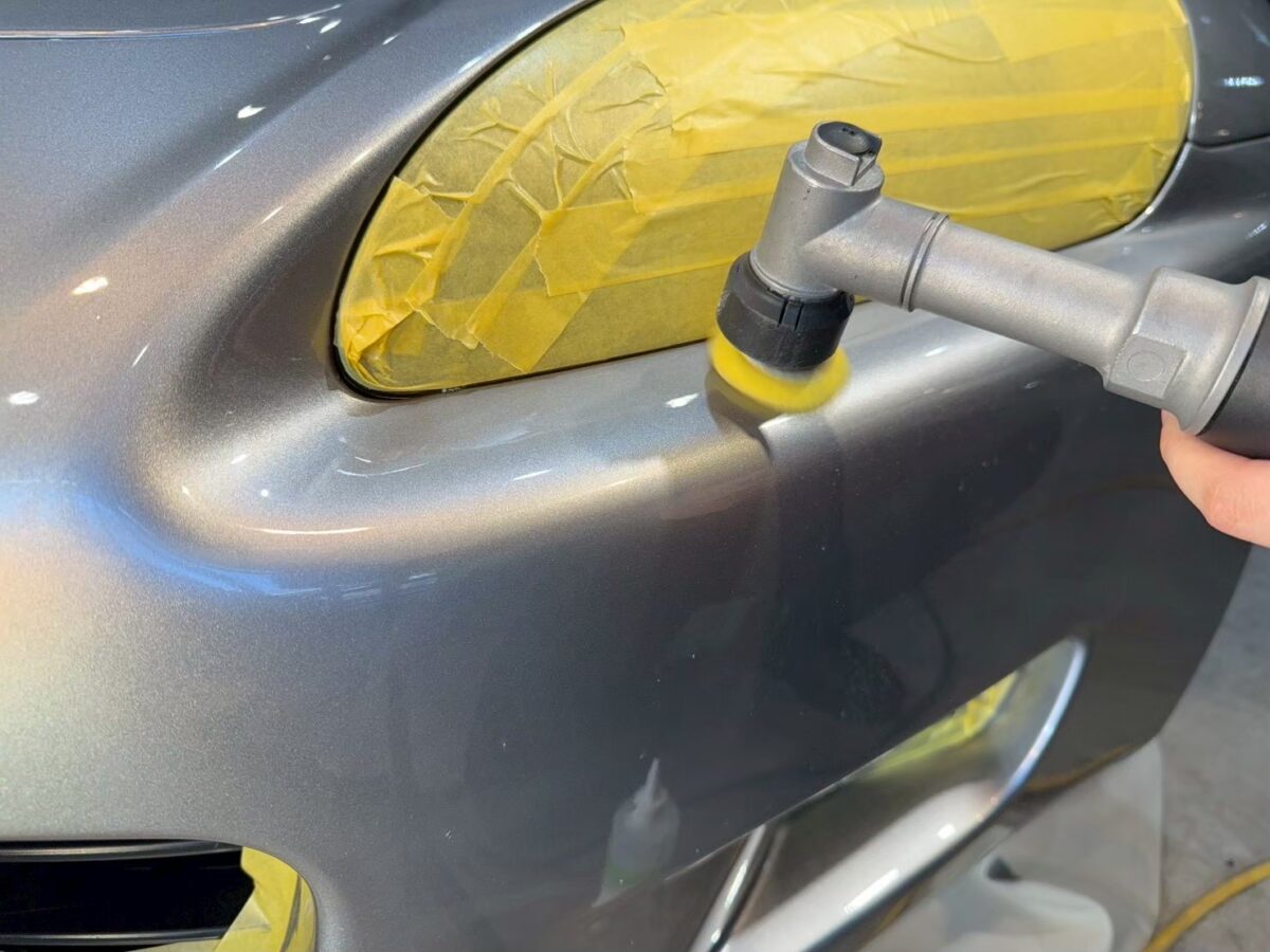STEP 2｜研磨（洗車傷の調整）