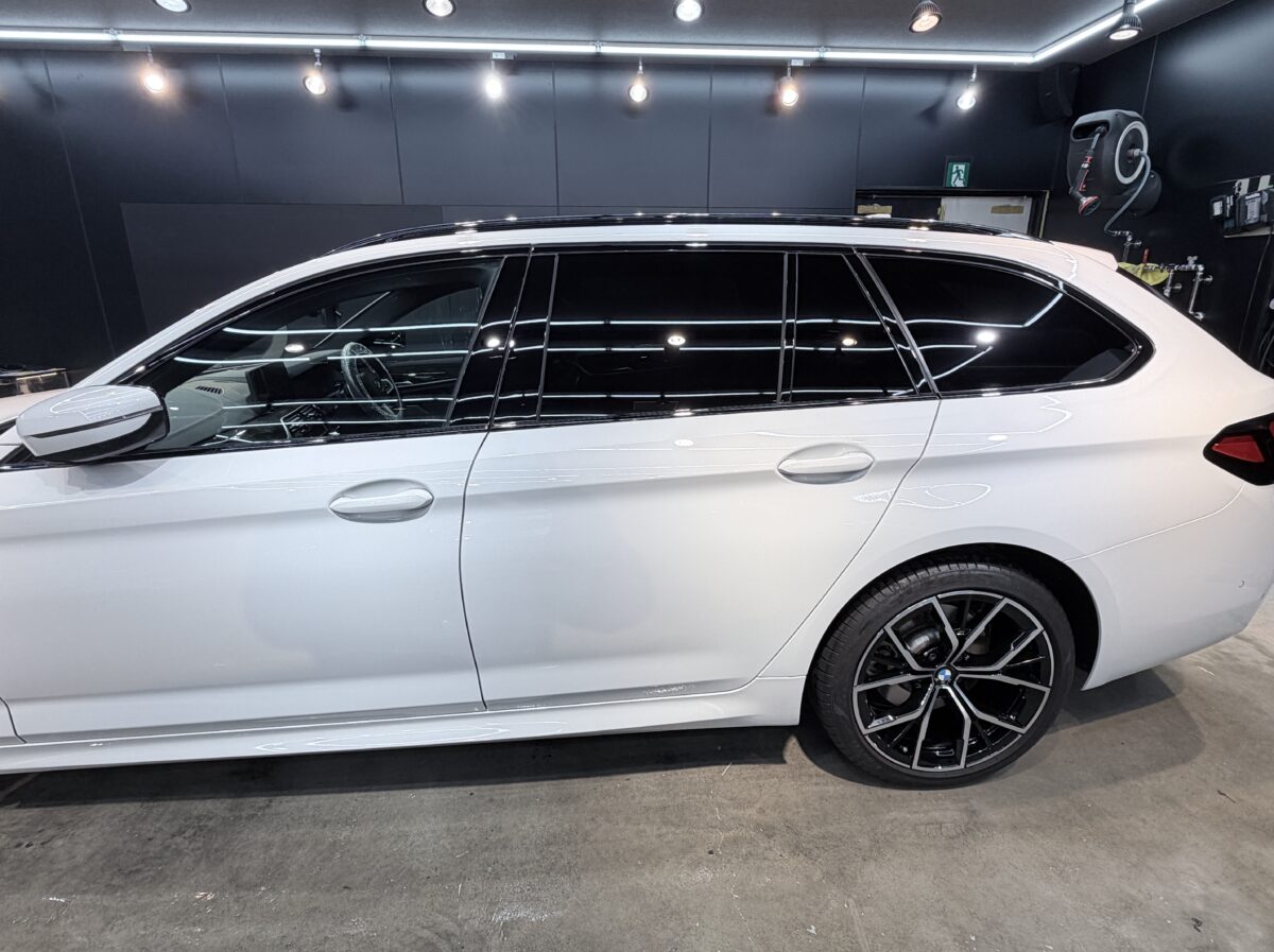 BMW 530i セラミックコーティング施工完了